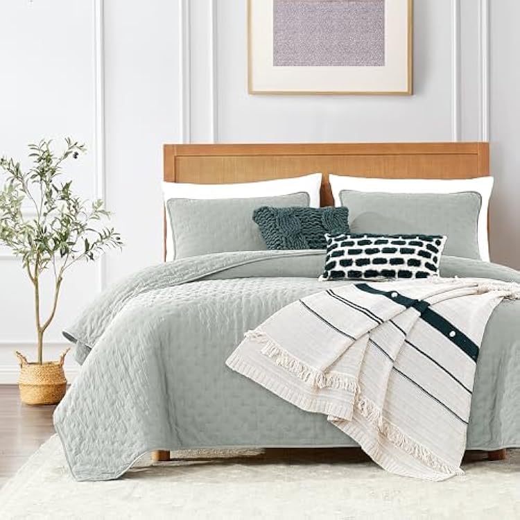 ROARINGWILD Queen Size Quilt Bedding Sets with Pillow Shams, Sage Green Lightweight Bedspread Coverlet, Quilted Blanket Thin Comforter Bed Cover, All Season, 3 Pieces, 90x90 inches