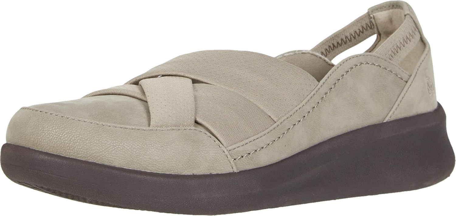 Clarks Womens Sillian 2.0 Star Loafer