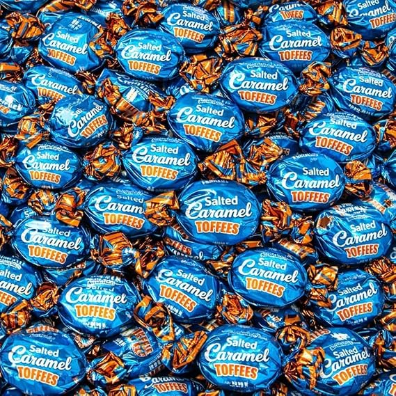 GROBITS - Salted Caramel Toffee 500g – Soft Chewy Traditional British Sweet – Bulk Bag for Sharing, Parties, Gifts & Nostalgic Treats