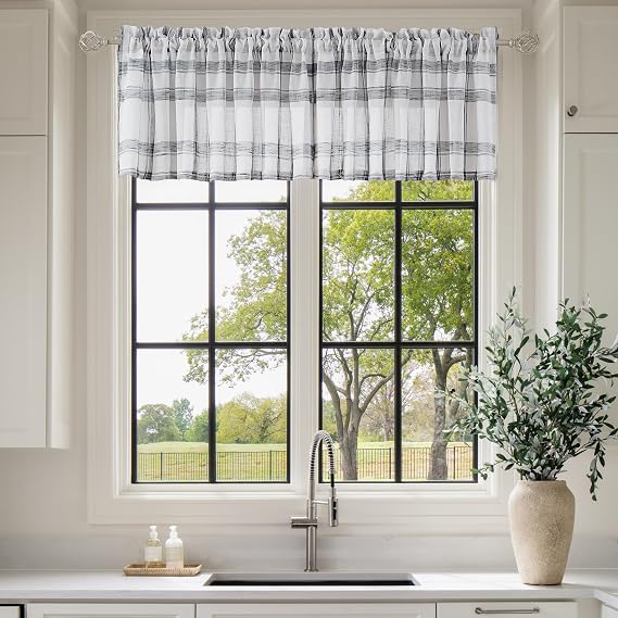 Randall Black&White Check Light Filtering Cafe Valance Curtain(Panels,18")